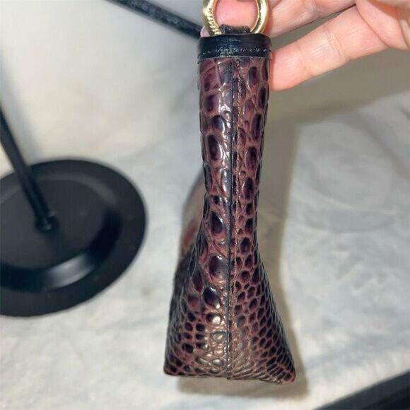 Brahmin Women's Pecan Croc-Embossed Leather Shoulder Bag - EUC - Picture 6 of 15